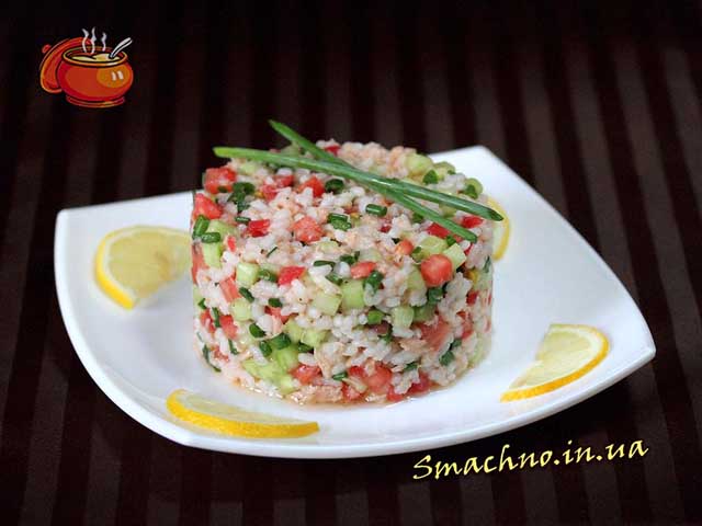 Салат з тунцем і рисом