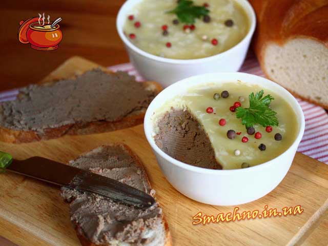 Печеночный паштет с коньяком и мускатным орехом