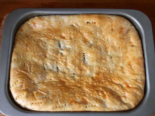 Картопляно-гречаний пиріг готовий.