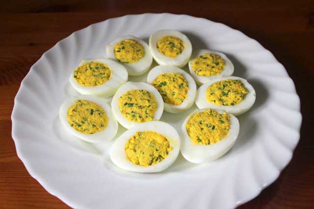 Фаршированные яйца.