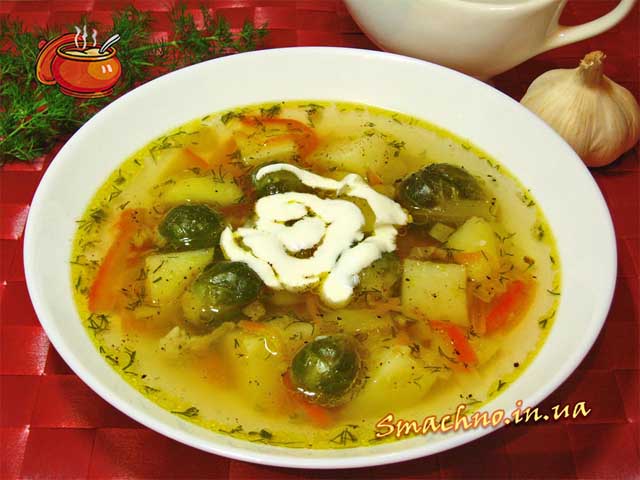 Часниковий суп з брюсельською капустою
