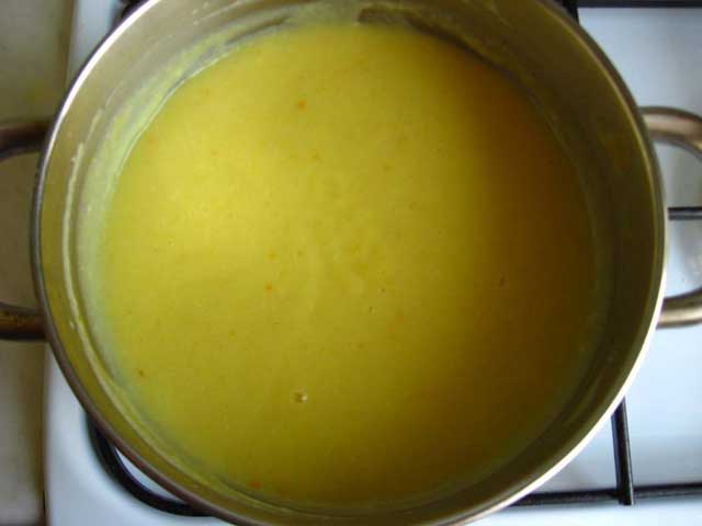 Суп-пюре з кабачків готовий.